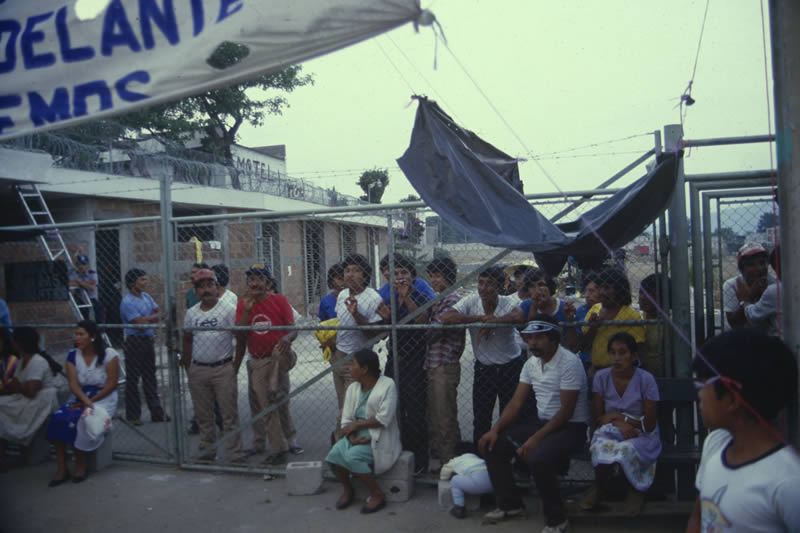 Group of Guatemalan workers at Lunafil strike